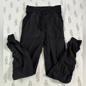 lululemon Beyond the Studio High Rise Joggers size 2 black